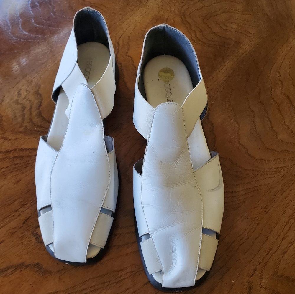 Aerosoles White Slip on Flats Size 10